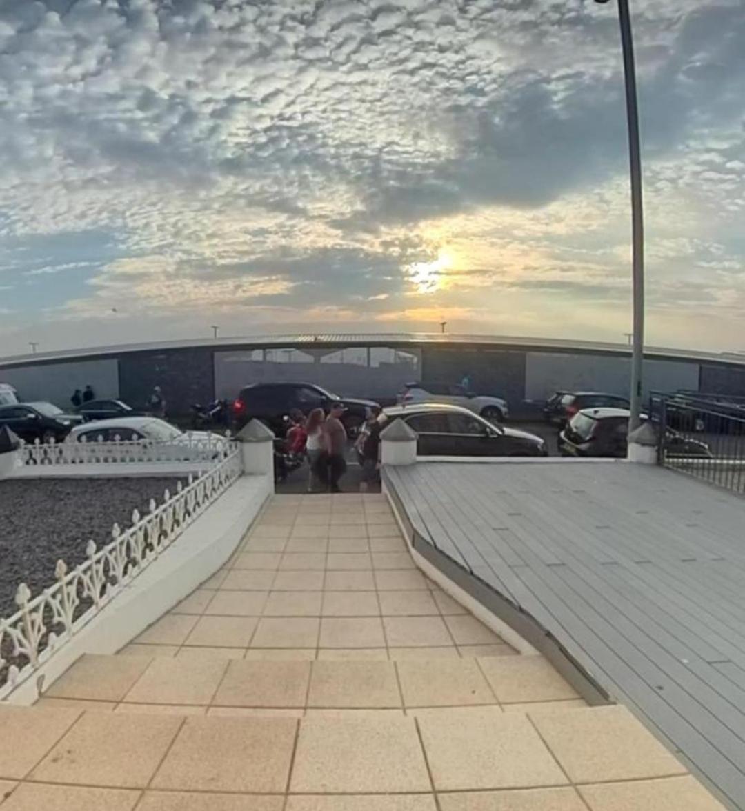4 Golf Terrace - Portrush By The Seaアパートメント エクステリア 写真